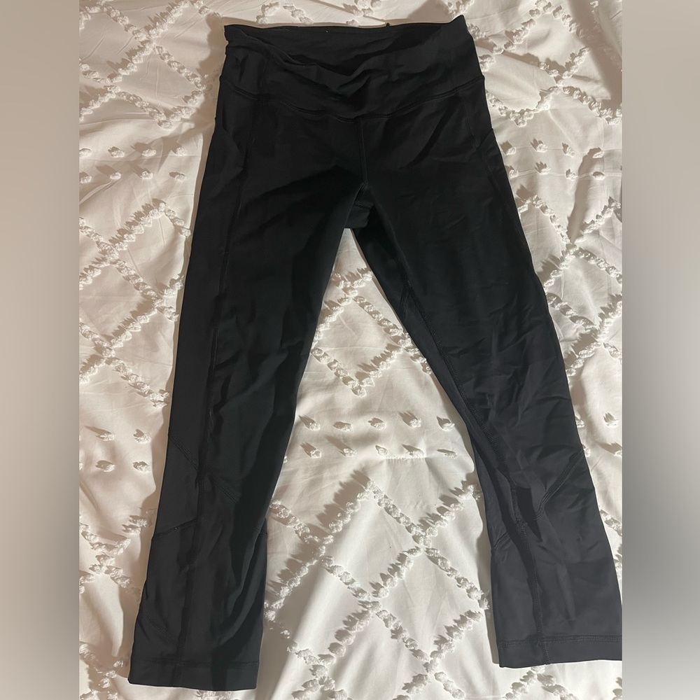 Cropped Lululemon leggings Size 4